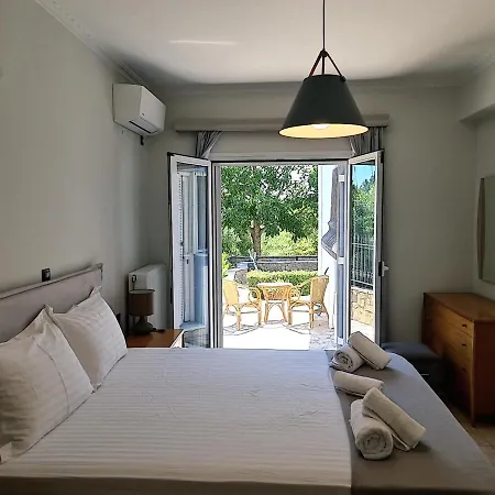 아파트 Juliet Kothonikion